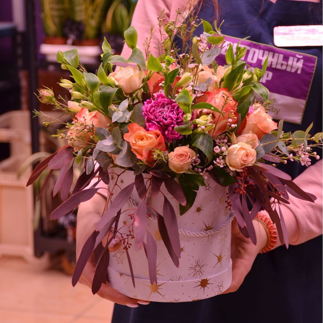 картинка Коробка с цветами К170 от магазина daflor
