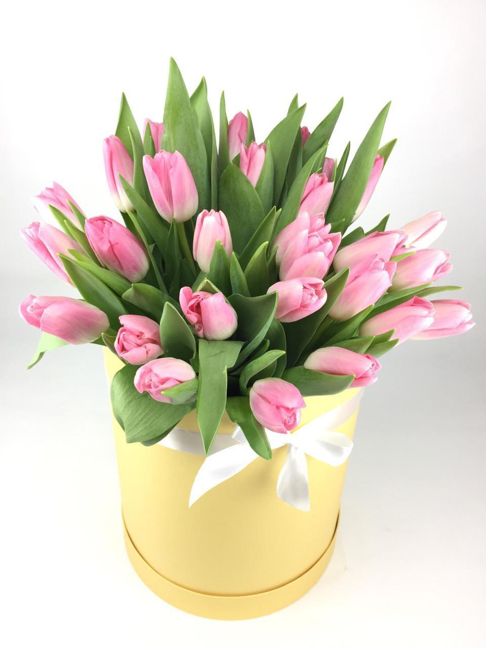 картинка Розовые тюльпаны в коробке от магазина daflor