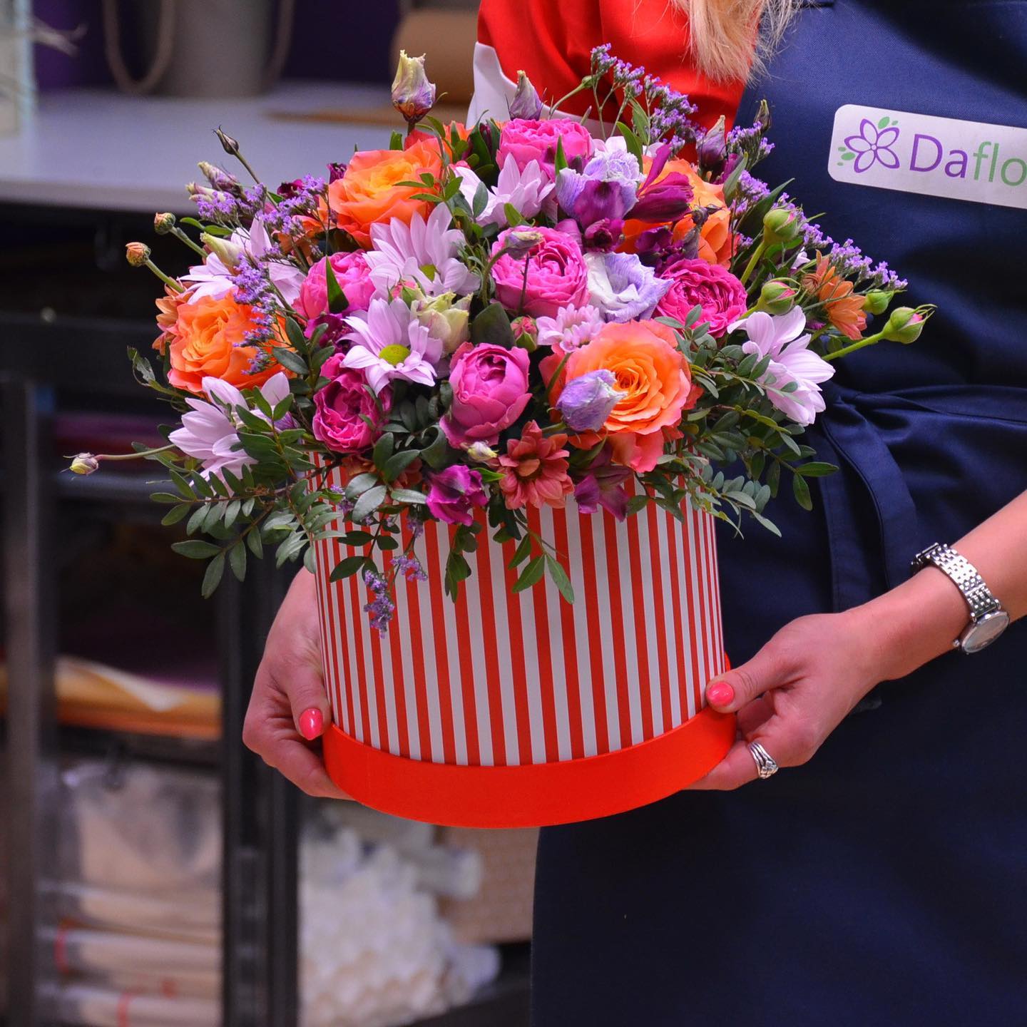 картинка Коробка с цветами К239 от магазина daflor