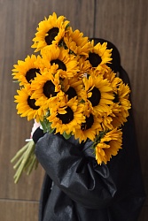 Большой букет из подсолнухов