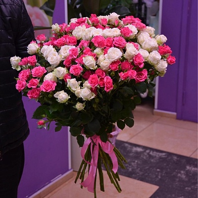 Букет из 25 роз №321