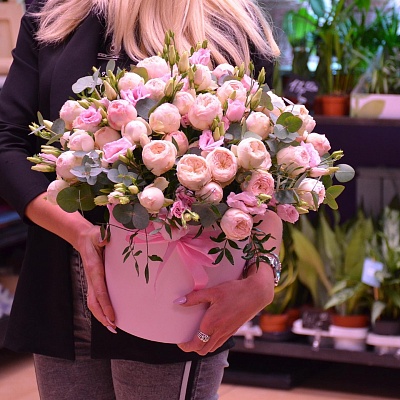 Коробка с цветами К231