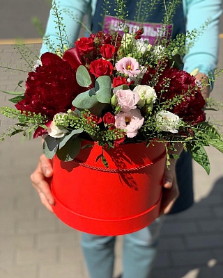 Коробка с цветами К158