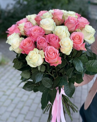 Букет из 25 роз №650