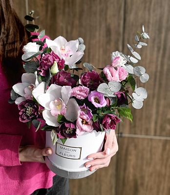 Коробка с цветами К299