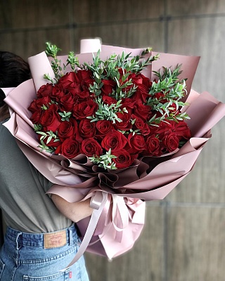 Букет из 51 розы №679
