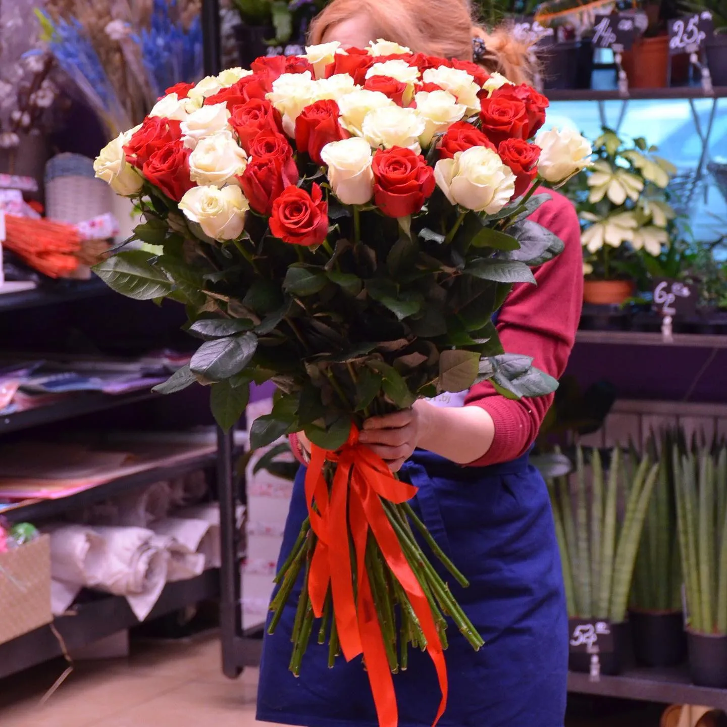 картинка Букет из 51 розы №484 от магазина daflor