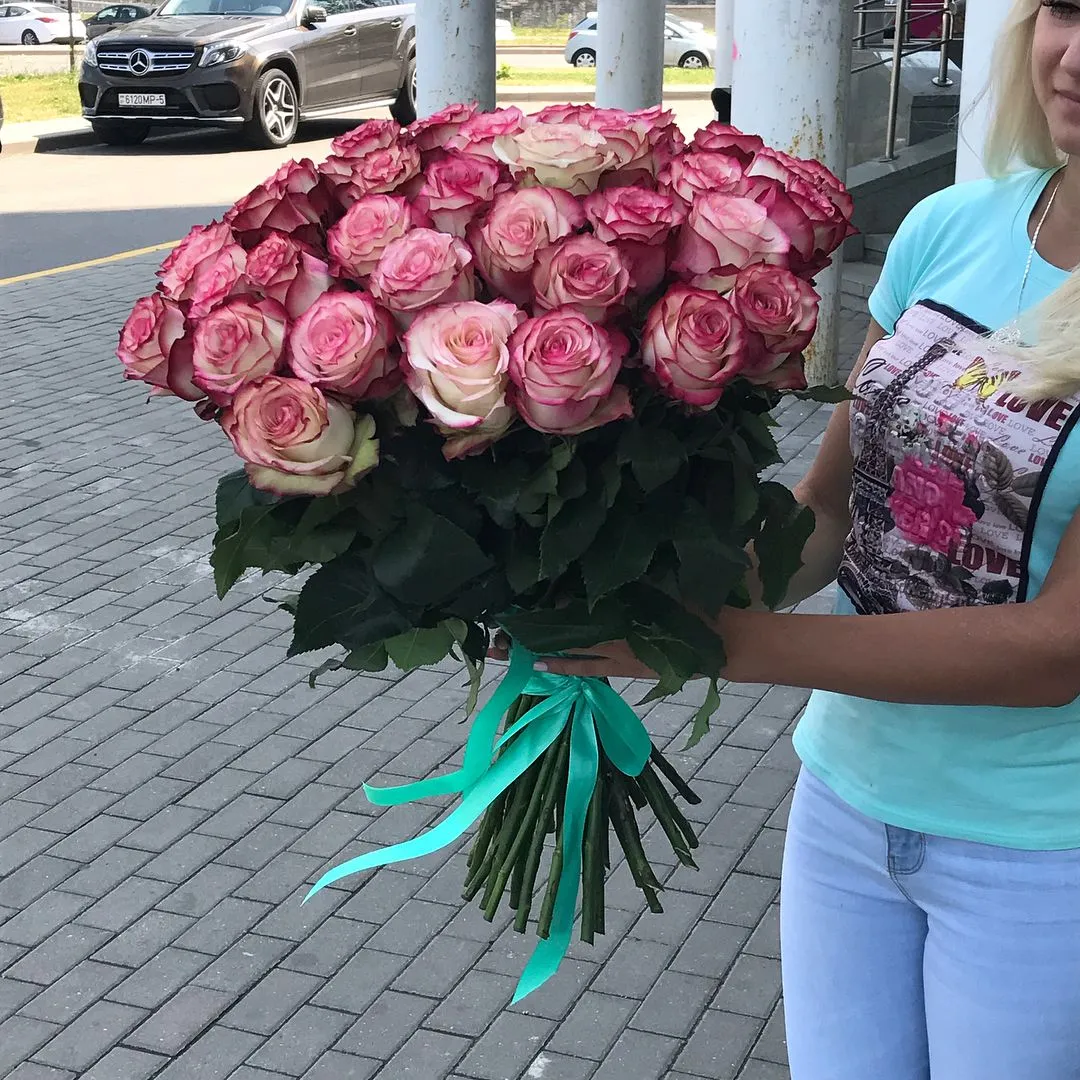 картинка Букет из 51 розы №310 от магазина daflor