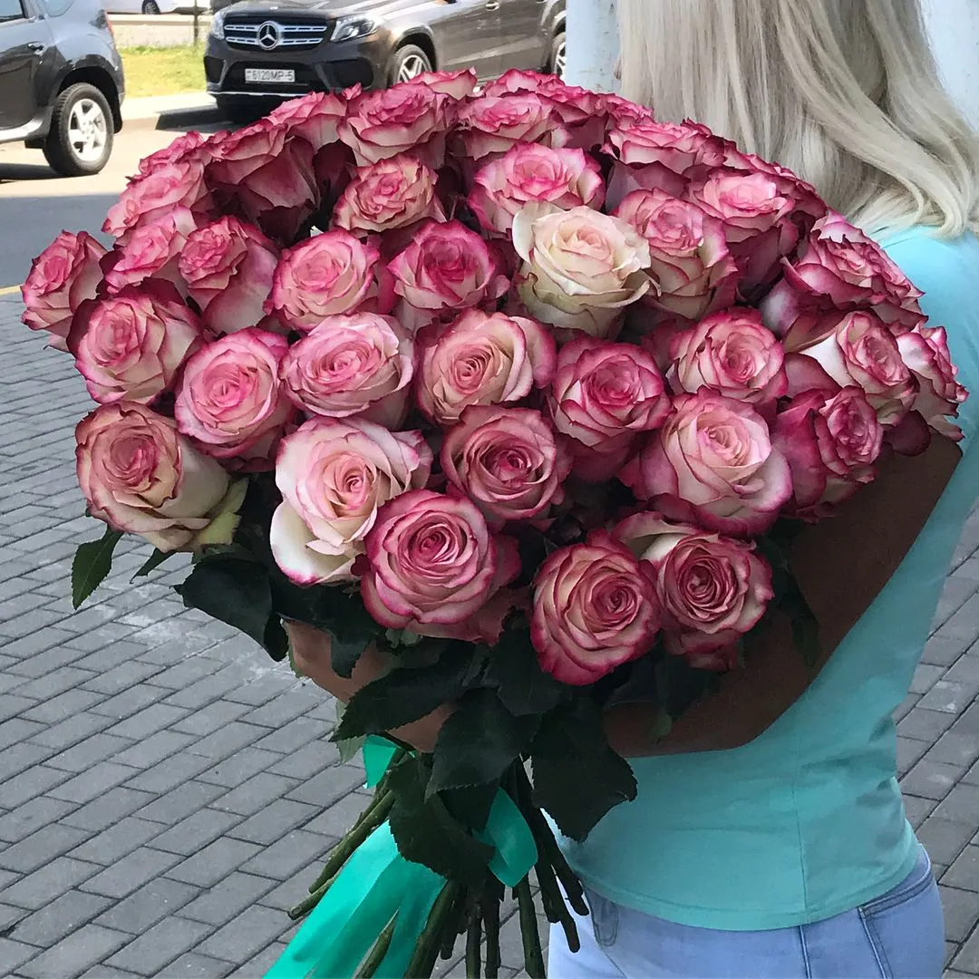картинка Букет из 51 розы №310 от магазина daflor